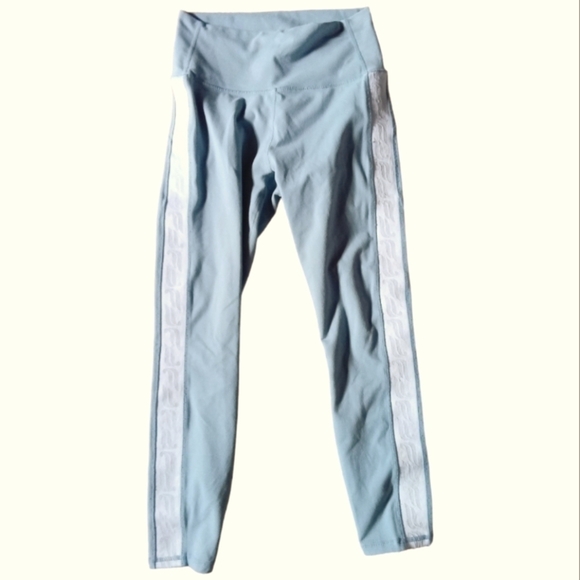 Fabletics light blue power hold leggings size small - Picture 1 of 3